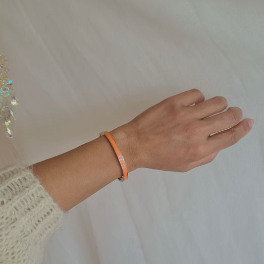 Kaja Coral Armbånd båret på håndled