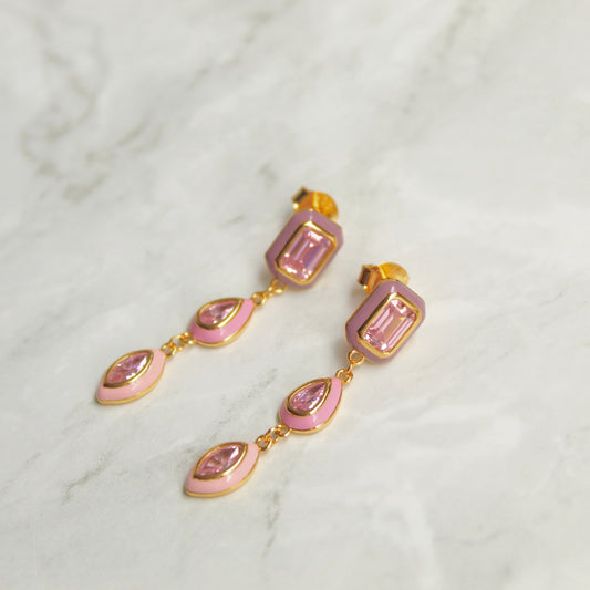 enamel øreringe lyserød tæt på billede produktibillede guldbelagt sterling sølv